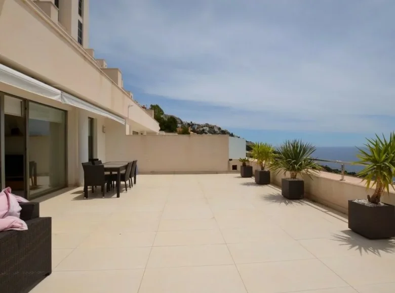 2 bedroom apartment 200 m² Altea, Spain