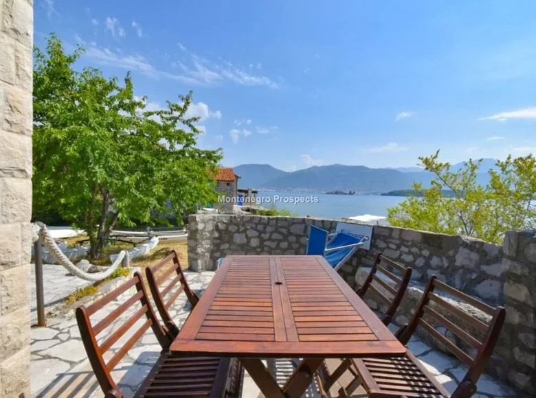 Casa 46 m² Montenegro, Montenegro