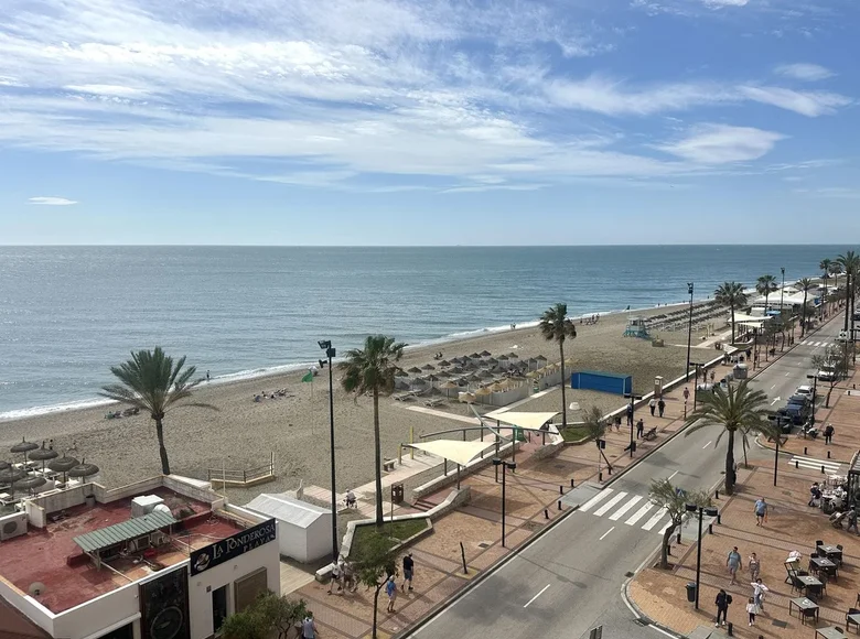 2 bedroom apartment 61 m² Fuengirola, Spain