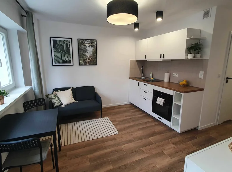 Apartamento 1 habitación 24 m² en Varsovia, Polonia