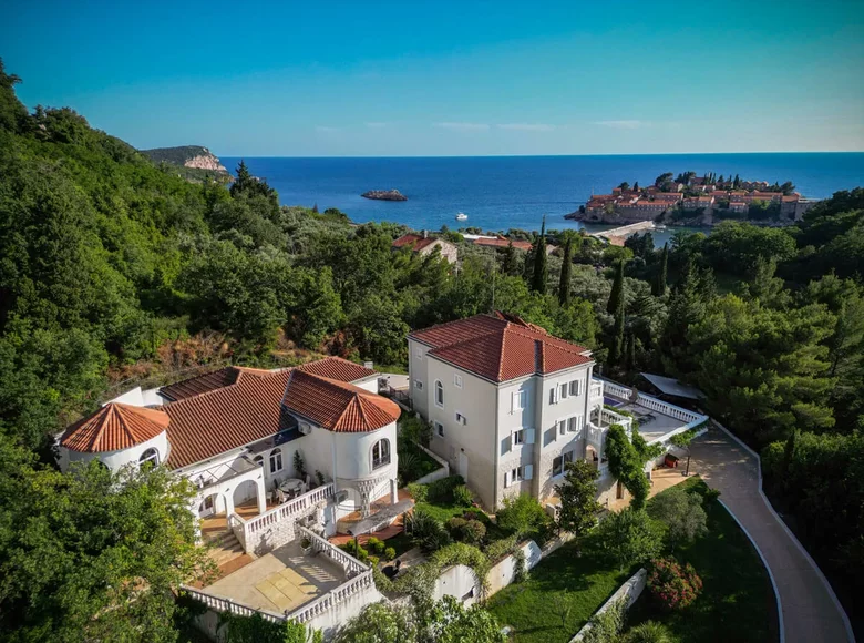 Villa 9 Schlafzimmer 485 m² Sveti Stefan, Montenegro