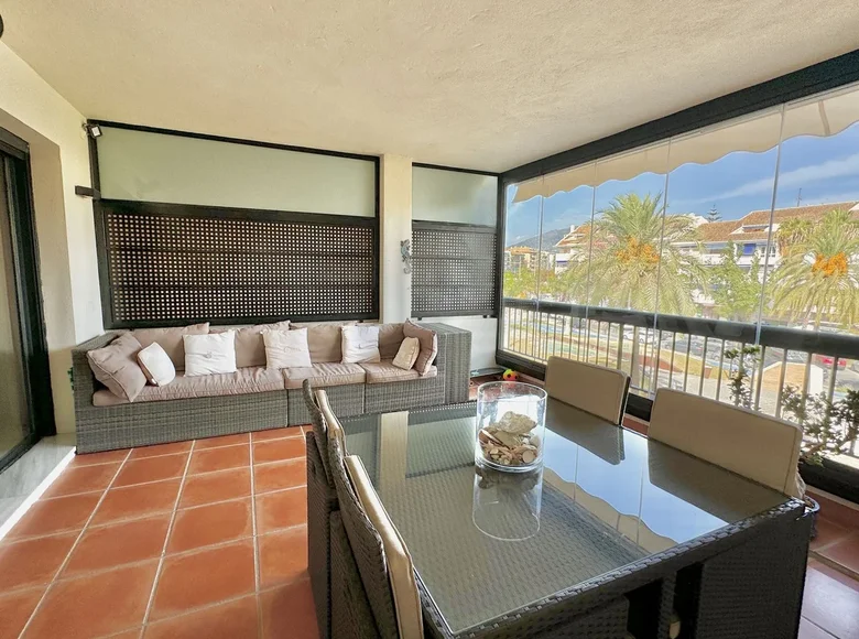 3 bedroom apartment 140 m² San Pedro Alcantara, Spain