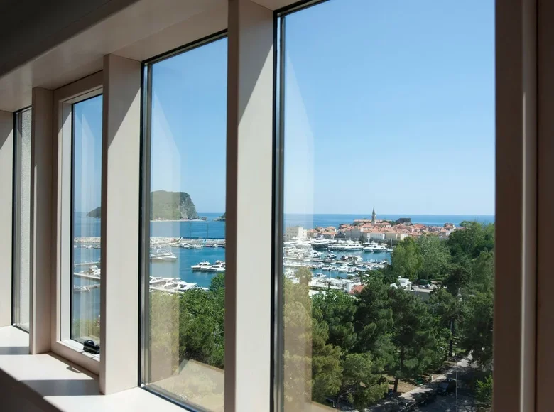 2 bedroom apartment 75 m² Budva, Montenegro