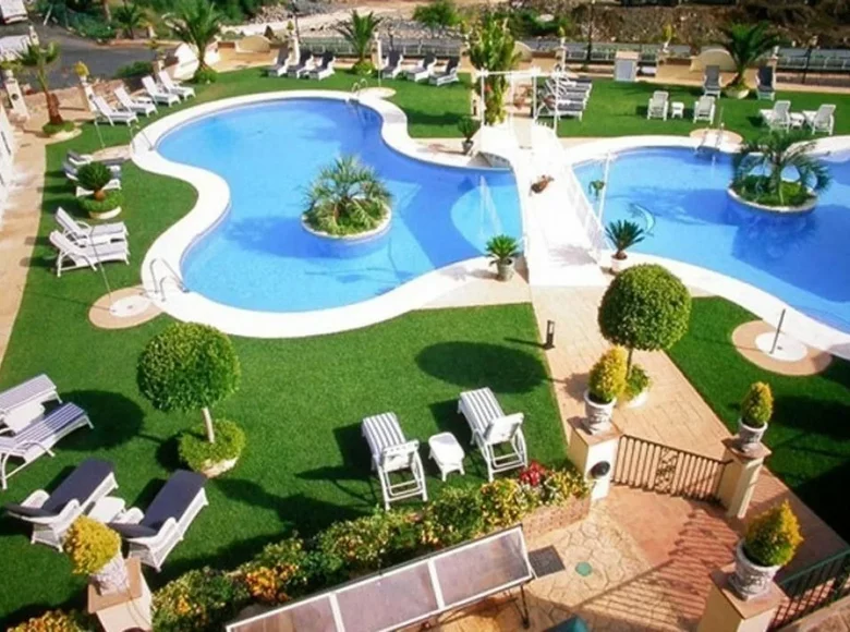 Коммерческое помещение 5 000 м² Benahavis, Испания