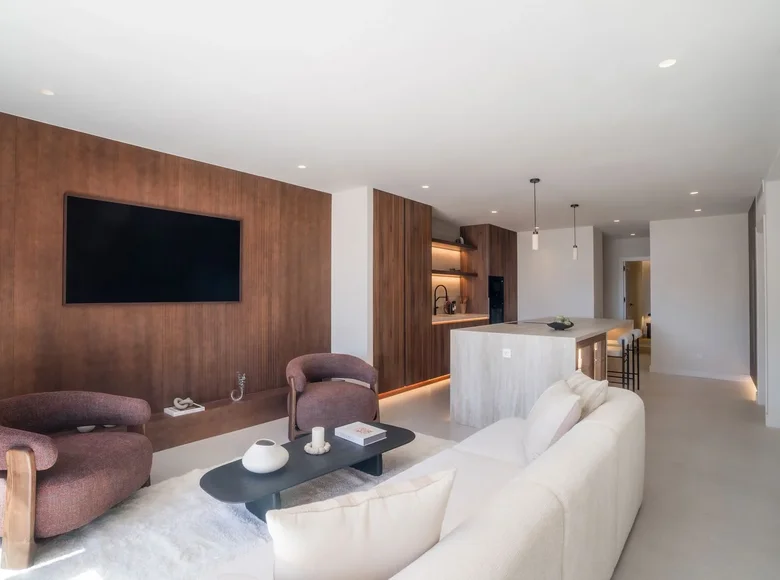 Mieszkanie 4 pokoi 210 m² San Pedro Alcantara, Hiszpania