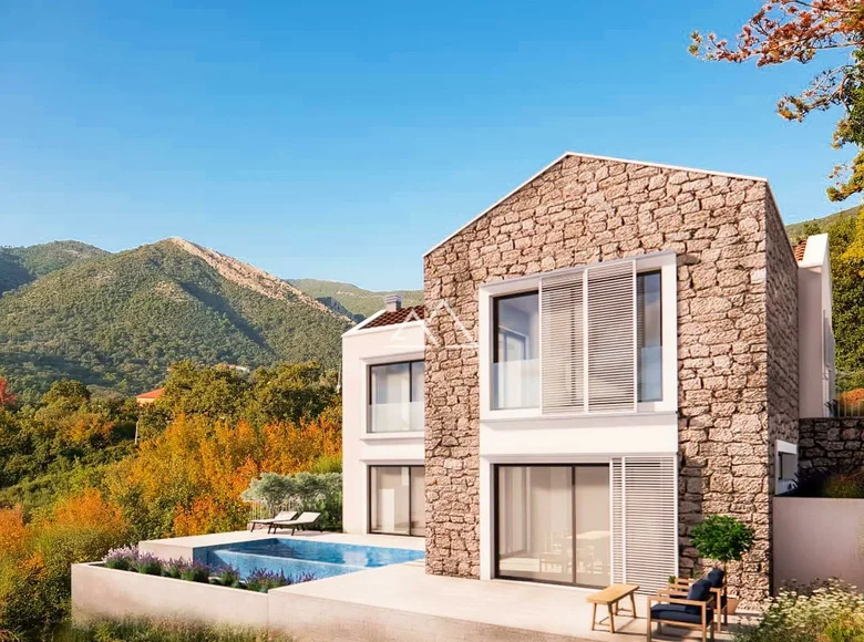 Villa de 4 habitaciones 220 m² Tivat, Montenegro