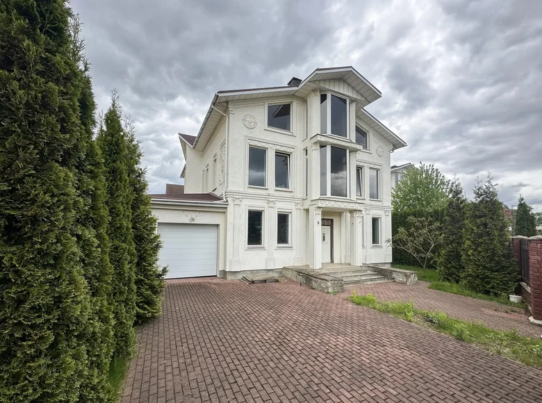 Ferienhaus 520 m² Minsk, Belarus