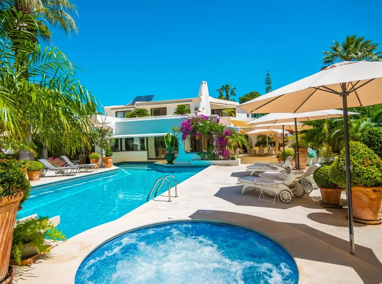 Вилла 5 комнат 450 м² Loule, Португалия