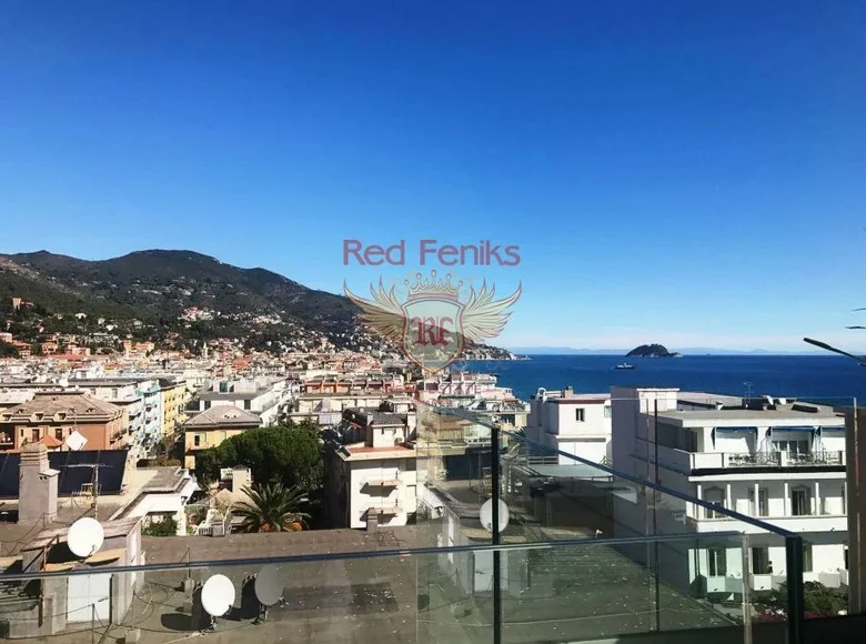 3 bedroom apartment 180 m² Alassio, Italy