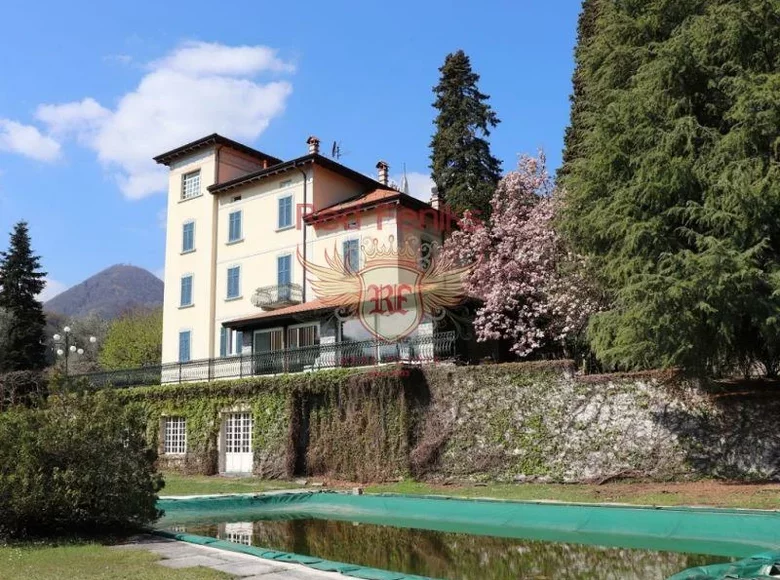 6-Zimmer-Villa 890 m² Dizzasco, Italien