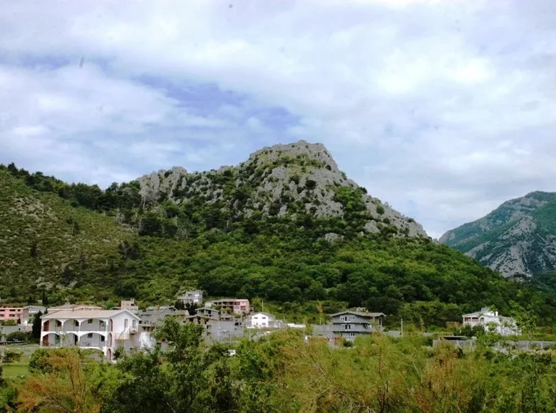 Casa 6 habitaciones 200 m² Ulcinj, Montenegro