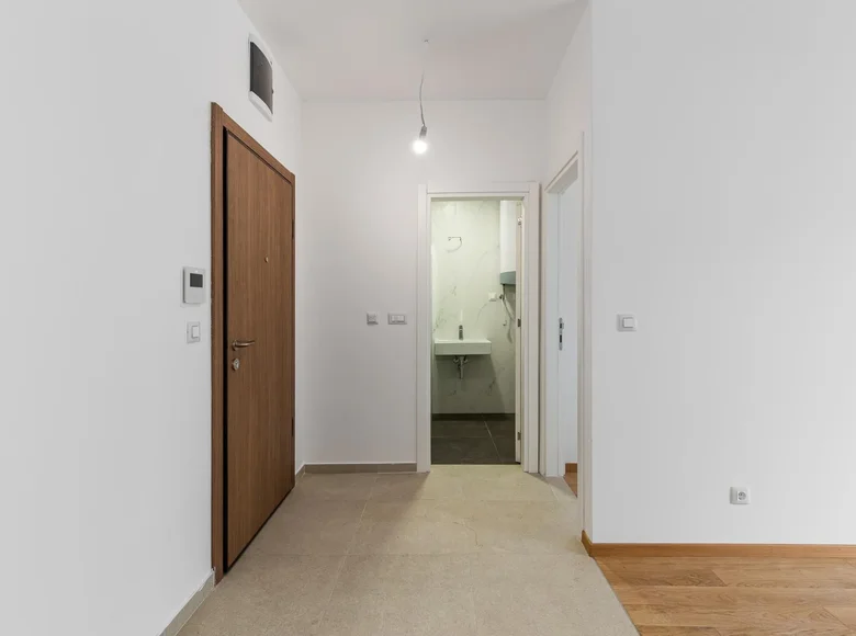 1 bedroom apartment 44 m², All countries
