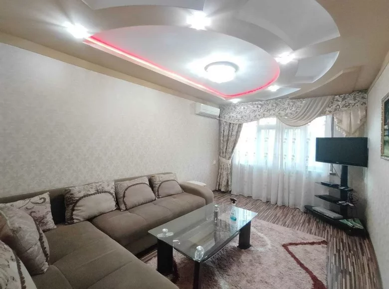 Kvartira 2 xonalar 45 m² Samarqandda
