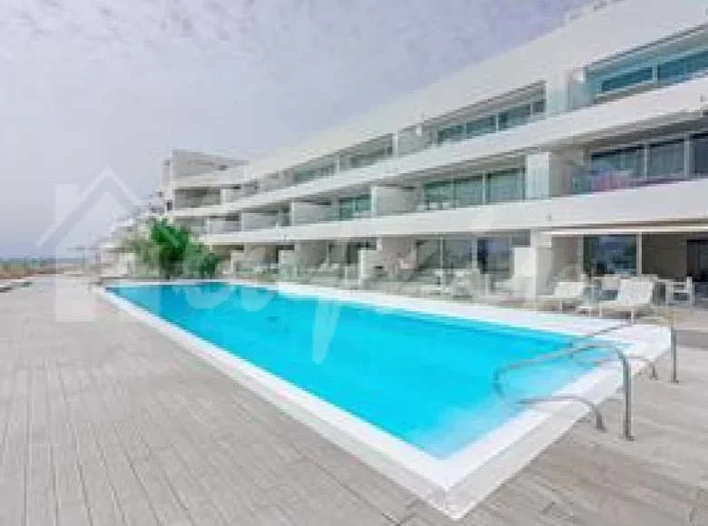 Mieszkanie 2 pokoi 96 m² Miraverde, Hiszpania