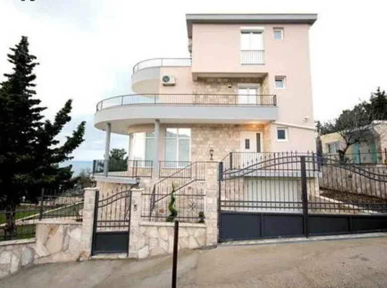 Casa 4 habitaciones 320 m² Susanj, Montenegro
