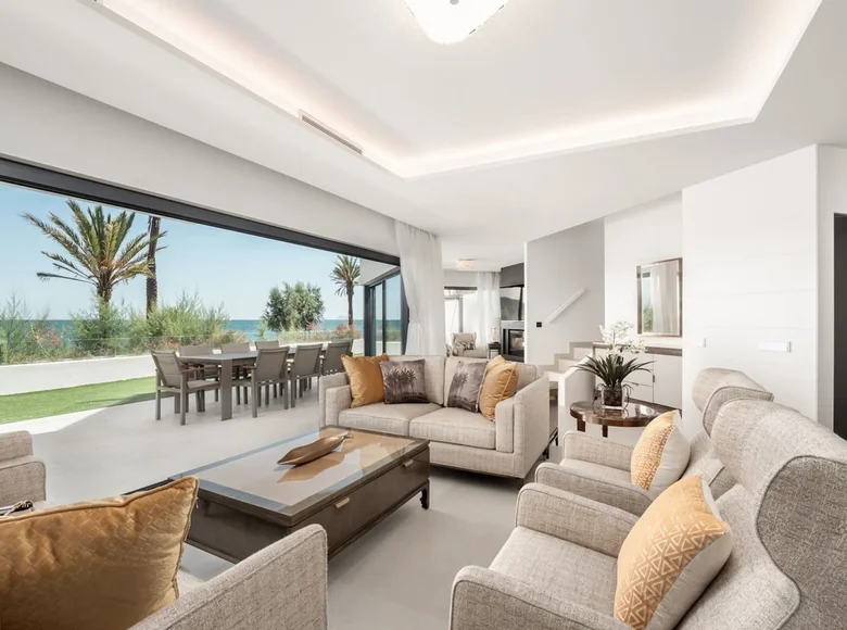 3 bedroom house 364 m² Estepona, Spain
