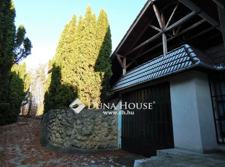 House 864 m² Ajka, Hungary