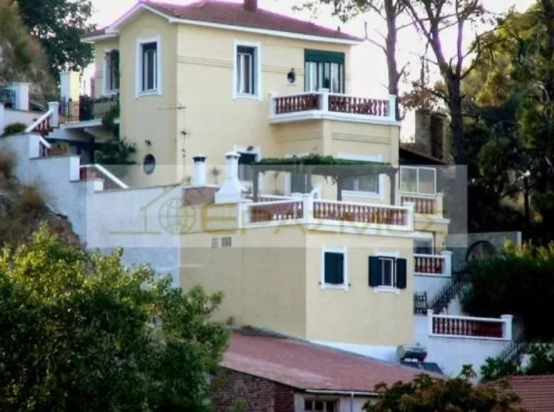 4 bedroom Villa 270 m² Greece, Greece