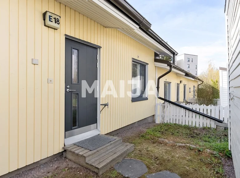 2 bedroom apartment 77 m² Jarvenpaa, Finland