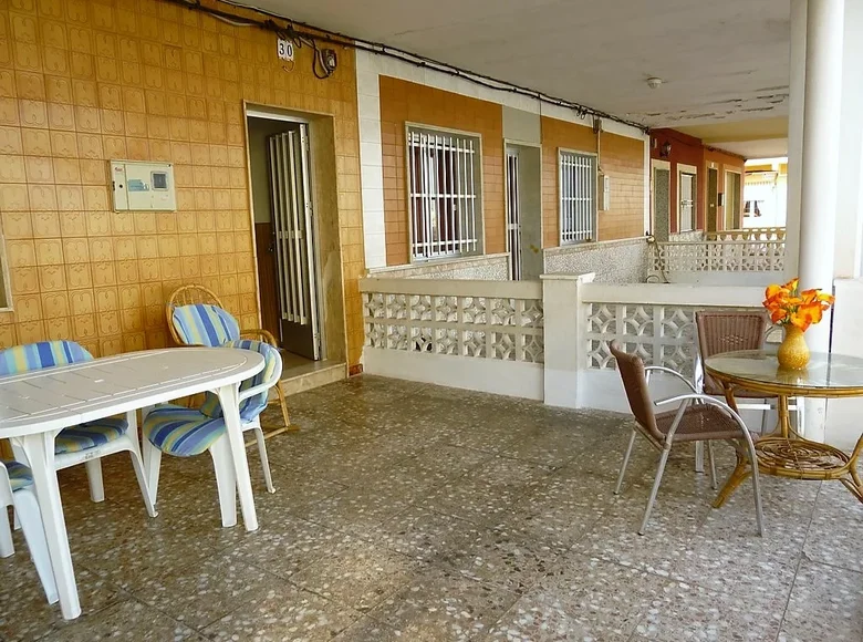 Stadthaus 3 Schlafzimmer 75 m² Torrevieja, Spanien