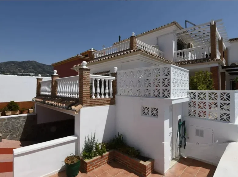 5 bedroom villa  Mijas, Spain