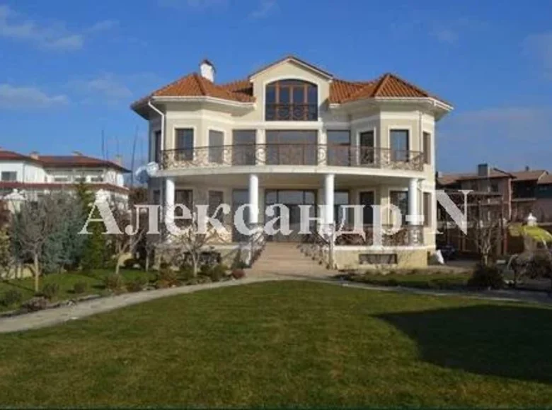 House 12 rooms 650 m² Odessa, Ukraine