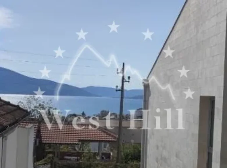 Casa 4 habitaciones 120 m² Tivat, Montenegro