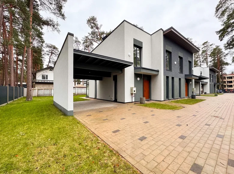 Dom 5 pokojów 663 m² Jurmała, Łotwa