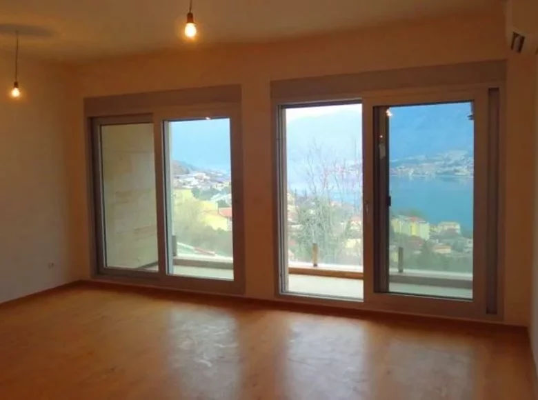 Wohnung 69 m² Bijela, Montenegro