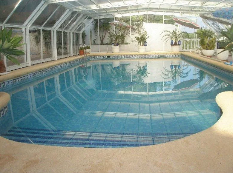 5-Schlafzimmer-Villa  Ischewsk, Russland