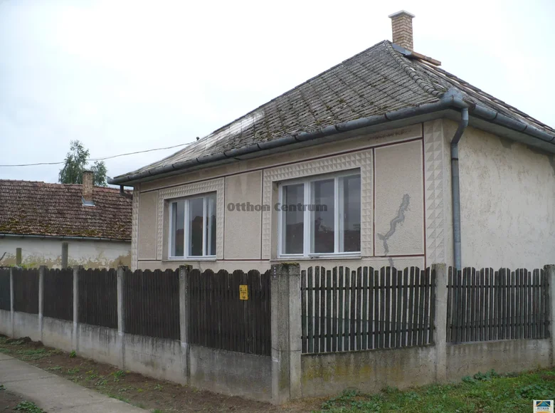 3 room house 84 m² Bagamer, Hungary