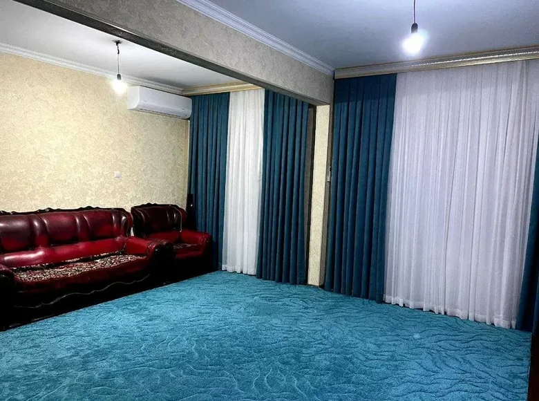 Kvartira 4 xonalar 92 m² Toshkentda