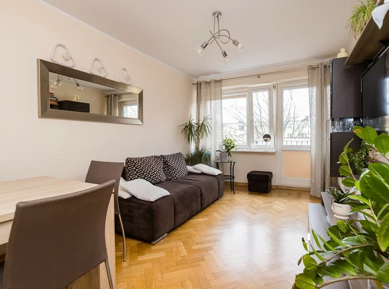 4 bedroom apartment 62 m² Warsaw, Poland