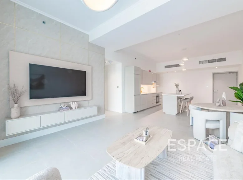 Квартира 3 комнаты 1 490 м² Дубай, ОАЭ