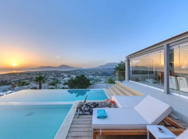 4 bedroom house  Pitsidia, Greece