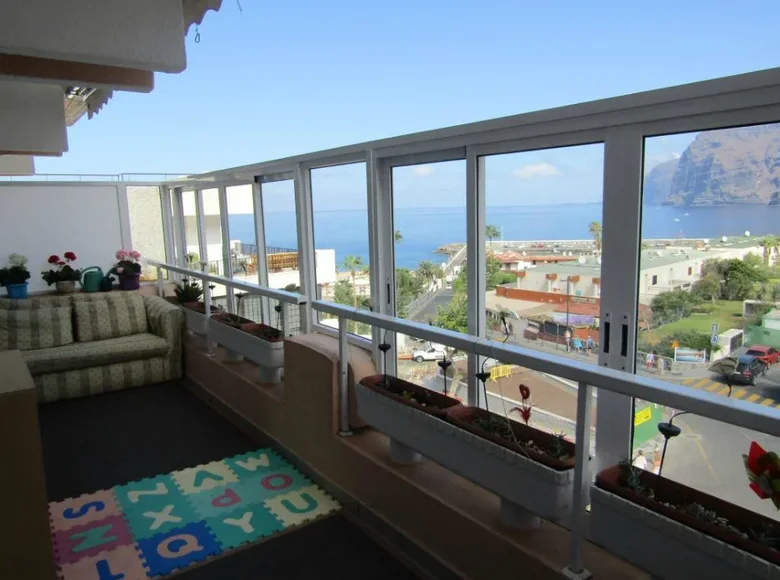 2 bedroom apartment 83 m² Santiago del Teide, Spain