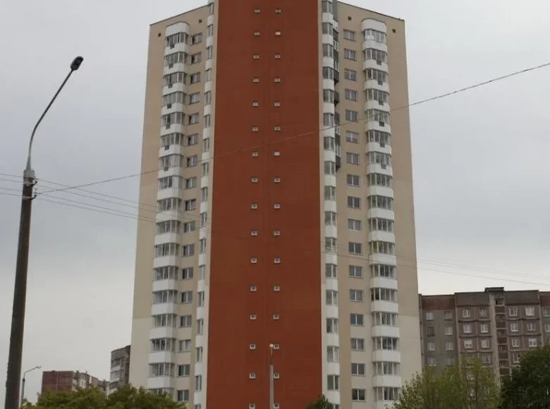 Mieszkanie 2 pokoi 62 m² Mińsk, Białoruś