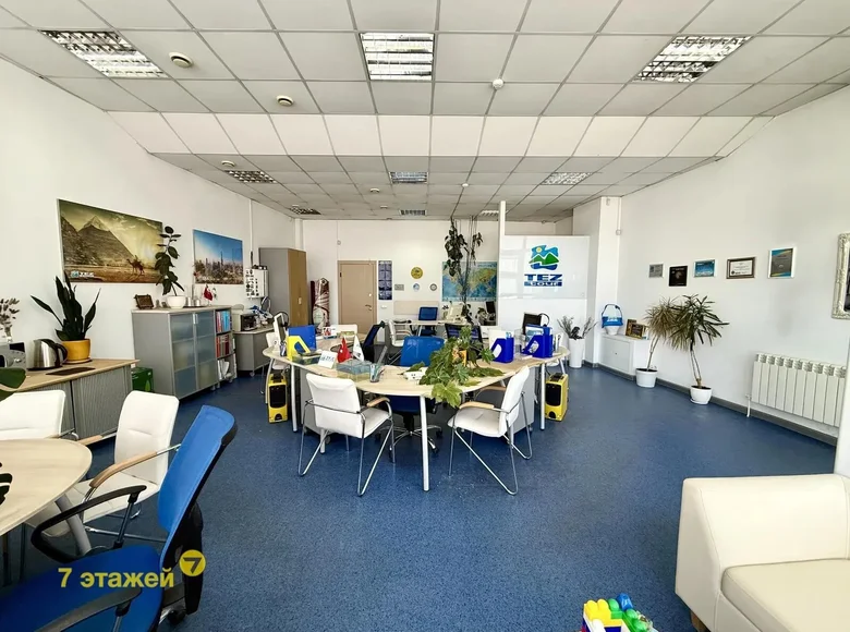 Büro 66 m² Minsk, Belarus
