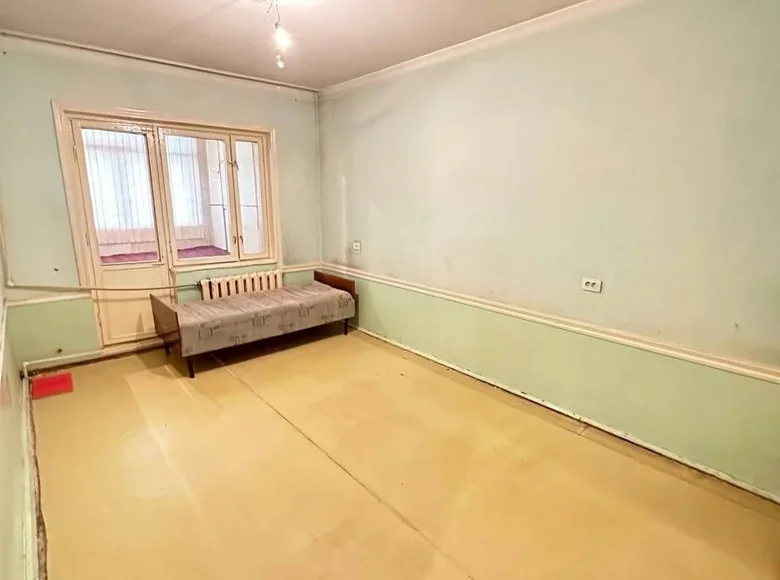 Kvartira 3 xonalar 72 m² Beshkurganda