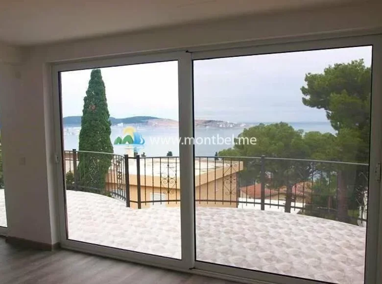 5 bedroom house 160 m² Bar, Montenegro