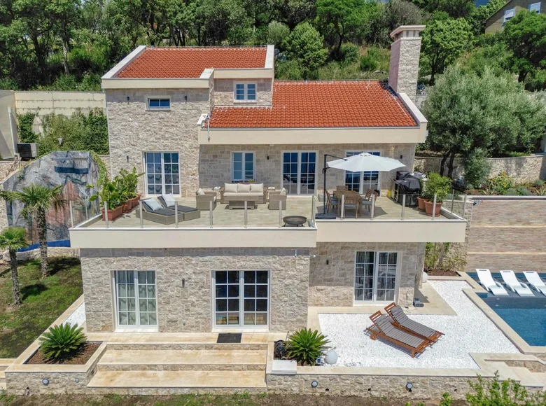 9-Zimmer-Villa 230 m² Podi, Montenegro