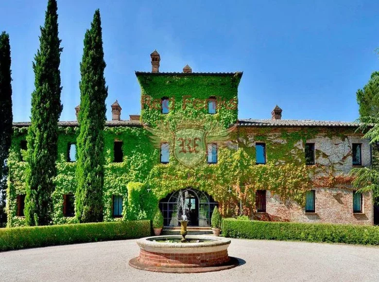 6-Zimmer-Villa 750 m² Pomarance, Italien