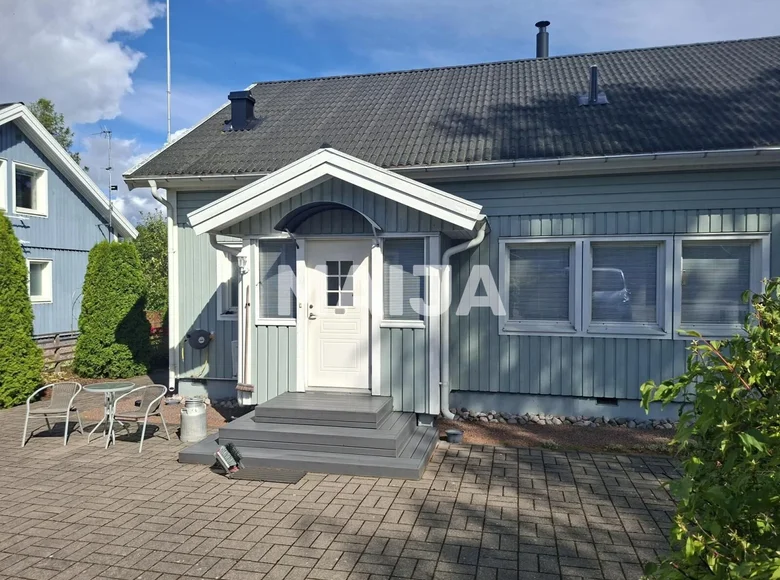 Casa 4 habitaciones 130 m² Hietakyla, Finlandia