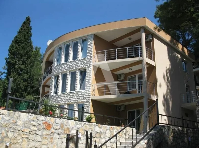Villa 8 Schlafzimmer  Susanj, Montenegro