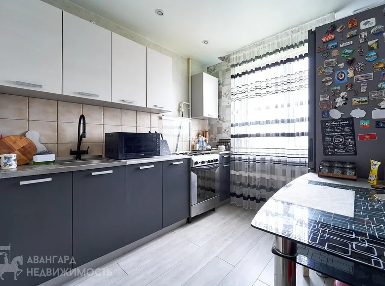 Квартира 4 комнаты 83 м² Минск, Беларусь