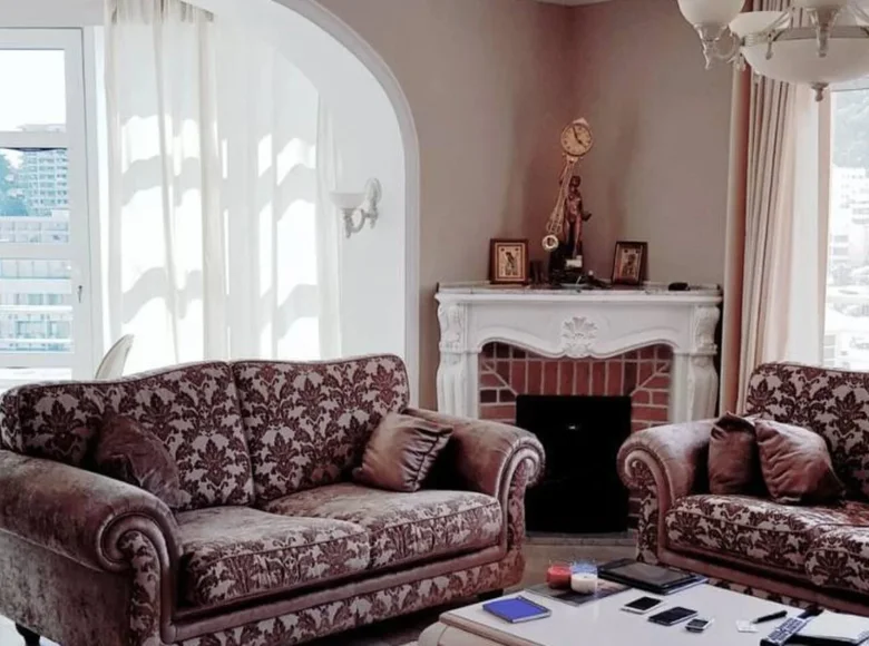 Mieszkanie 3 pokoi 170 m² Becici, Czarnogóra