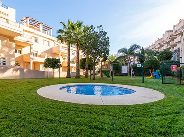Wohnung 2 Schlafzimmer 142 m² Manilva, Spanien