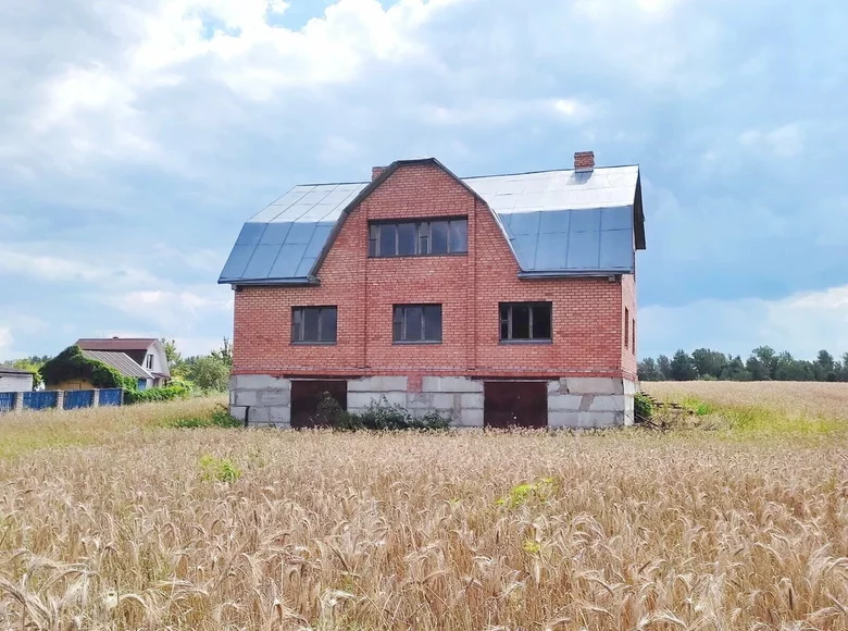Casa de campo 336 m² Zodzinski sielski Saviet, Bielorrusia