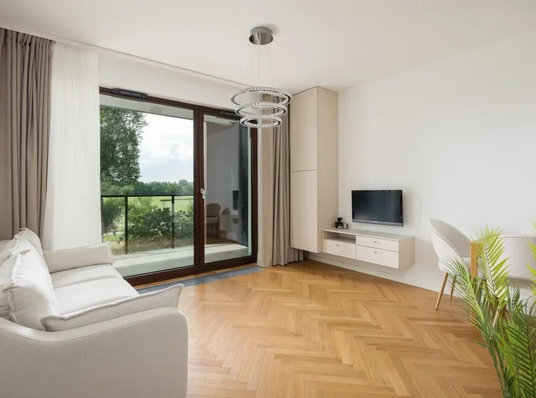 2 room apartment 37 m² Warsaw, Poland