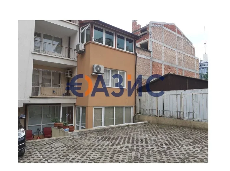Mieszkanie 4 pokoi 110 m² Nesebar, Bułgaria